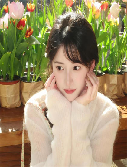 如何欣赏《姐妹窥情》？观看攻略教你把握情感线索与心理变化 提高审美能力